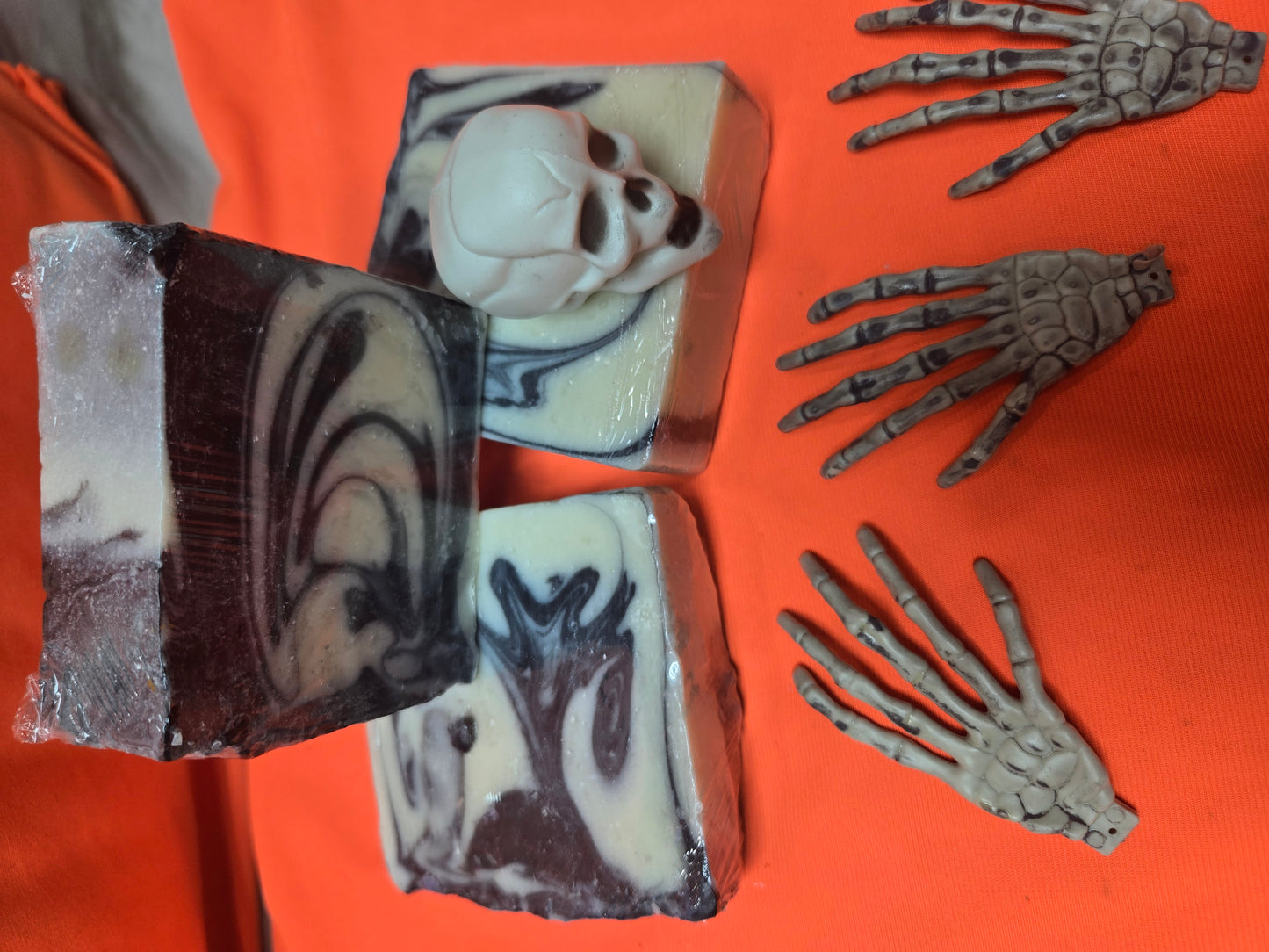 Activated charcoal and lavender 3 ct