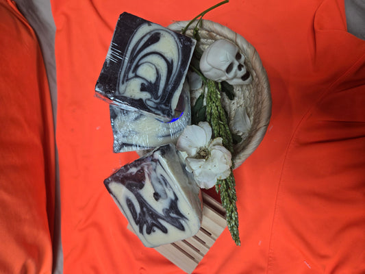 Activated charcoal and lavender 3 ct
